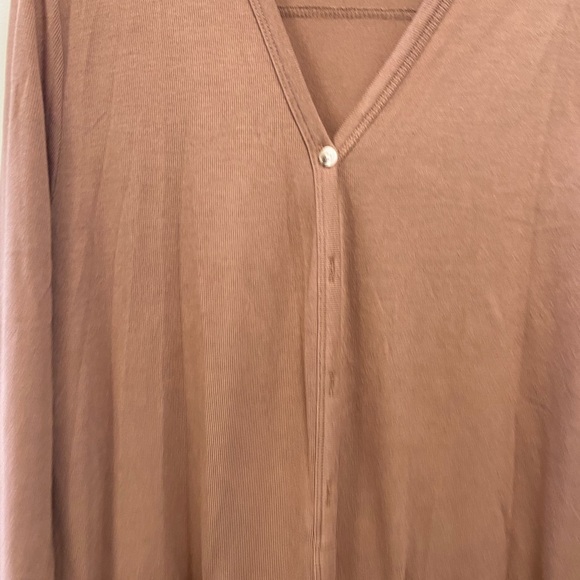 Nag goo large long cardigan long sleeve women’s sweater in rust - Picture 2 of 5